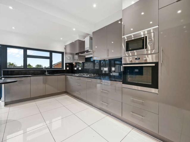 Farm for sale in Little Stanmore, Greater London