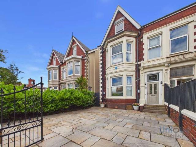 Farm for sale in Squires Gate, Blackpool