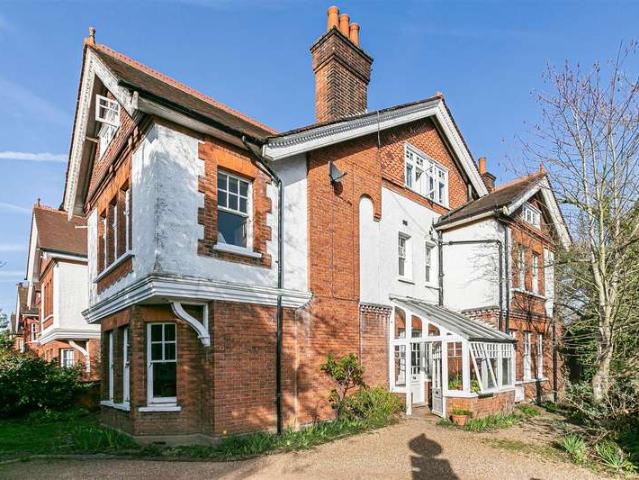 Farm for sale in Norbiton, Greater London