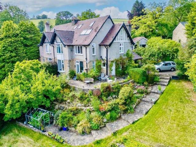 Farm for sale in Hockerley, Charlesworth