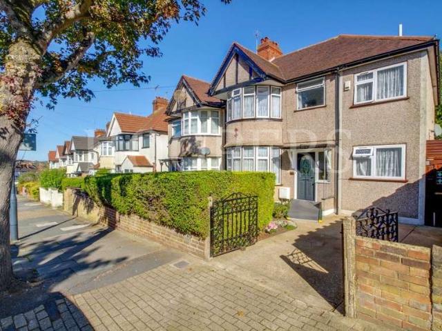 Farm for sale in London Borough of Brent, Greater London