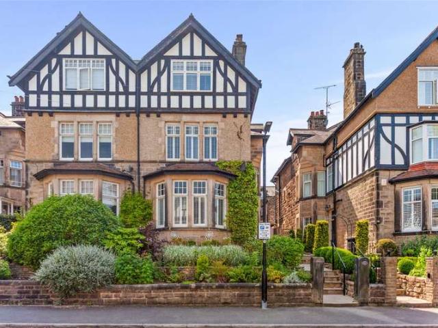 Farm for sale in Low Harrogate, Harrogate