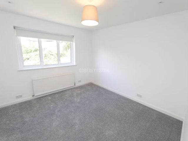 Farm for rent in East Finchley, Greater London