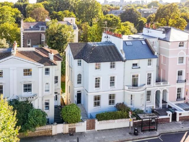 House for rent in Primrose Hill