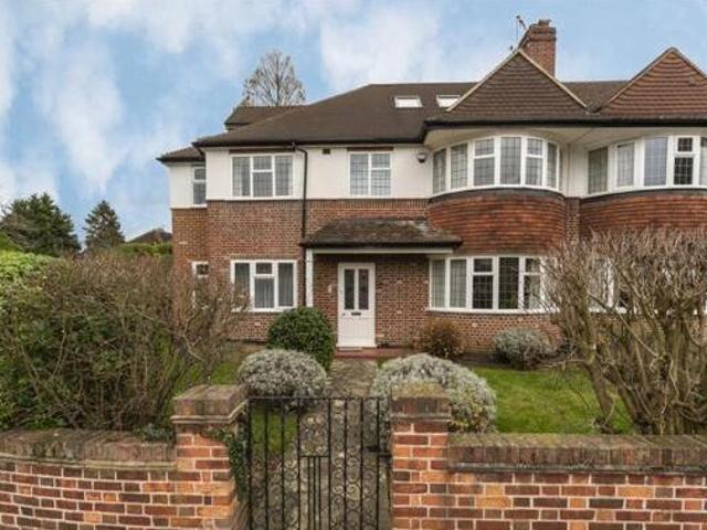 House for sale in Richmond Hill, Deepcut