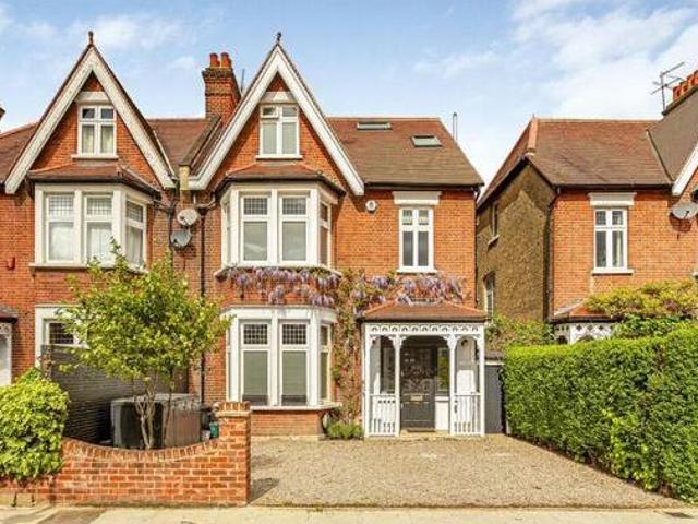 House for sale in Twickenham, Greater London