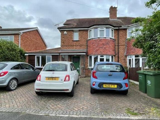 House for rent in Dines Green, Worcestershire