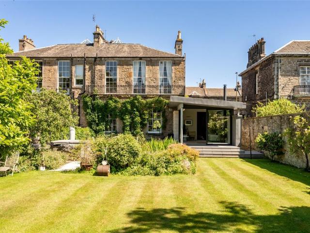 House for sale in Comely Bank, Scotland