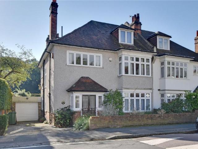 House for sale in Kidbrooke, Greater London