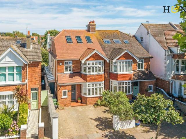 House for sale in Aldrington