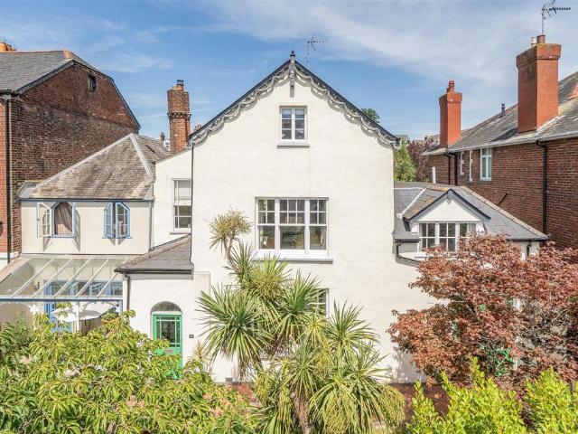 House for sale in Watergate, Devon