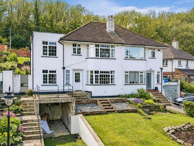 House for sale in Blacklands, Guestling Green