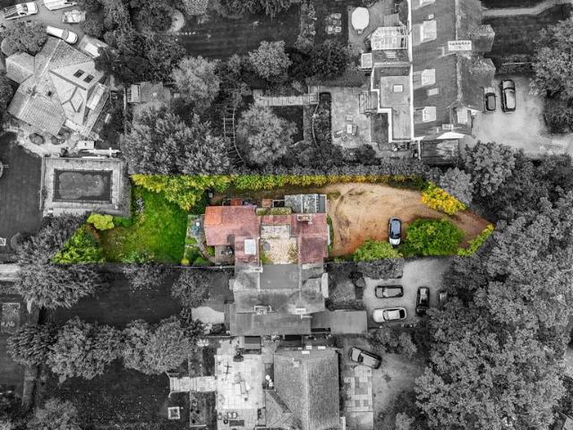 House for sale in Lucastes, Perryfields