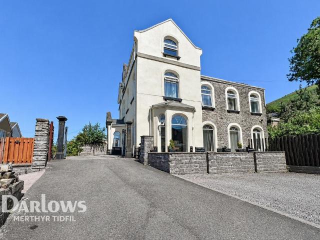 House for sale in Troed-y-rhiw, Troedyrhiw