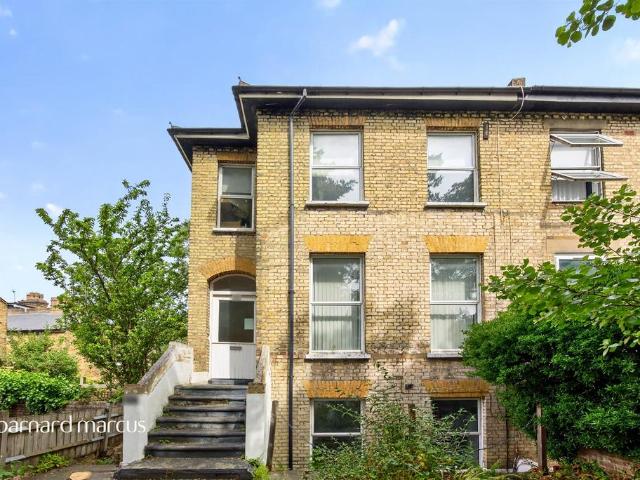 House for sale in London Borough of Ealing, Greater London