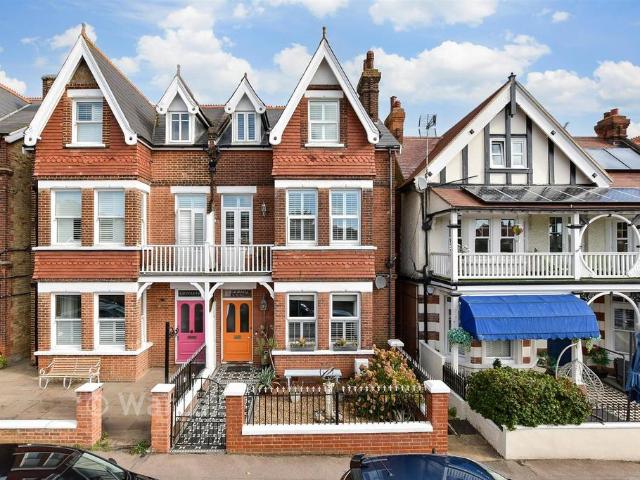House for sale in Dumpton Gap, Thanet