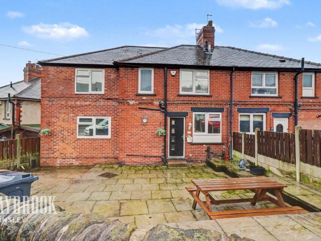 House for sale in Worsbrough, South Yorkshire
