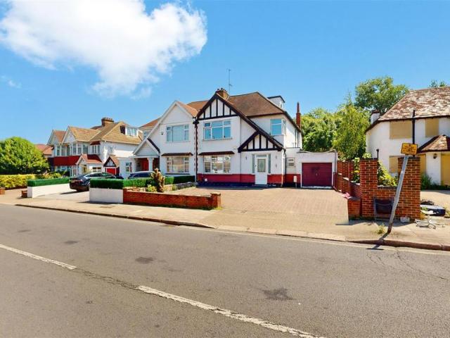 House for sale in Greater London