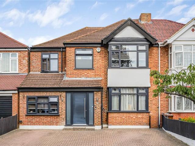 House for sale in London Borough of Hounslow, Spring Grove