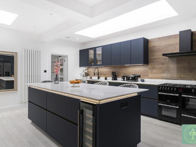 House for sale in Southgate, Oakwood