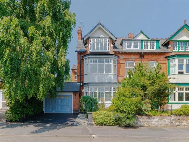 House for sale in Wake Green, West Midlands