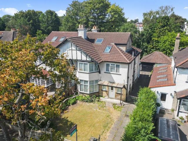 House for sale in Moortown, West Yorkshire