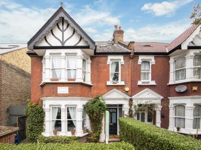 House for sale in London Borough of Ealing, Greater London
