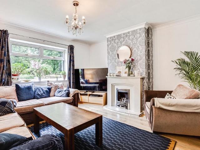House for sale in Pinders Heath, West Yorkshire
