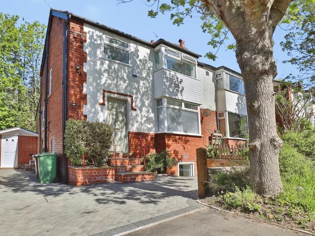 House for sale in Headingley Hill, Headingley