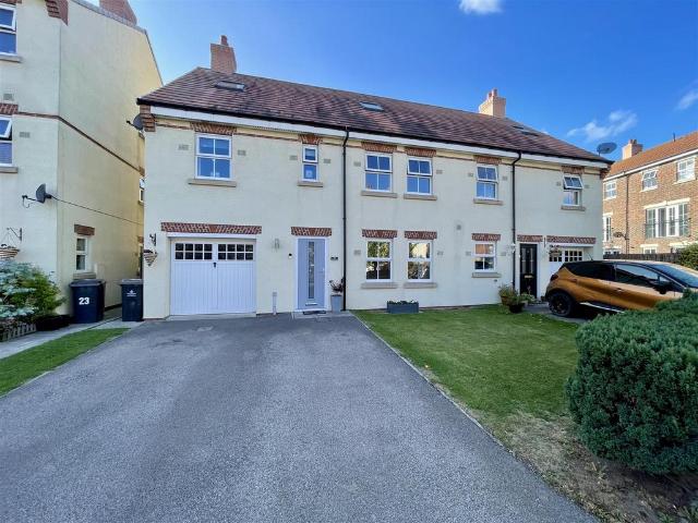 House for sale in Low Coniscliffe, Merrybent
