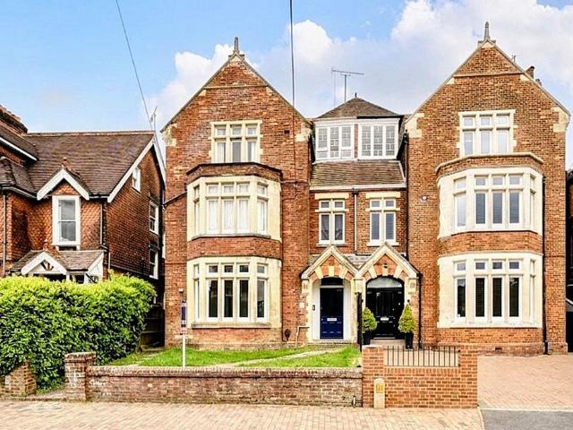 House for sale in Hawkenbury, Sandown Park
