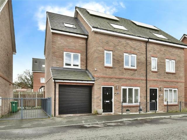 House for sale in Georgia, Greater Manchester