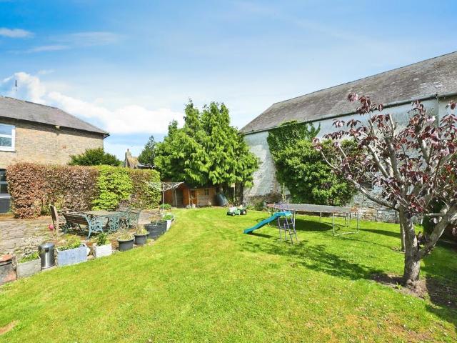 House for sale in Edlesborough, Buckinghamshire