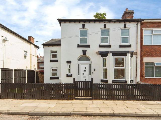 House for sale in Calderstones
