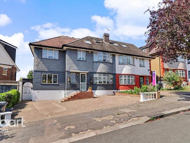 House for sale in Greater London