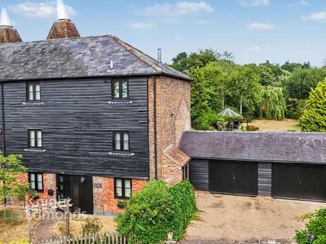 House for sale in Midway, Kent