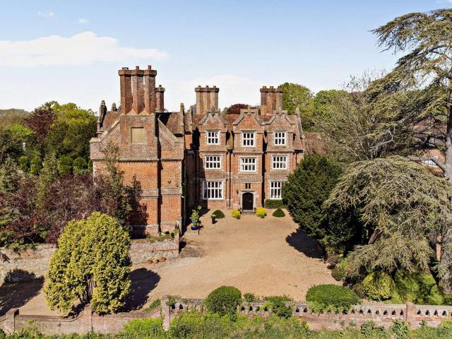 House for sale in Hollingbourne, Midway