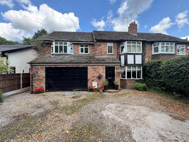 House for sale in Farm Fold, Styal