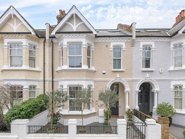 House for sale in Fulham, Greater London