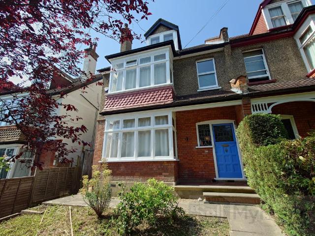 House for sale in London Borough of Croydon, Purley