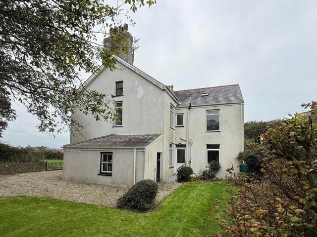 House for sale in Morfa Nefyn, Wales