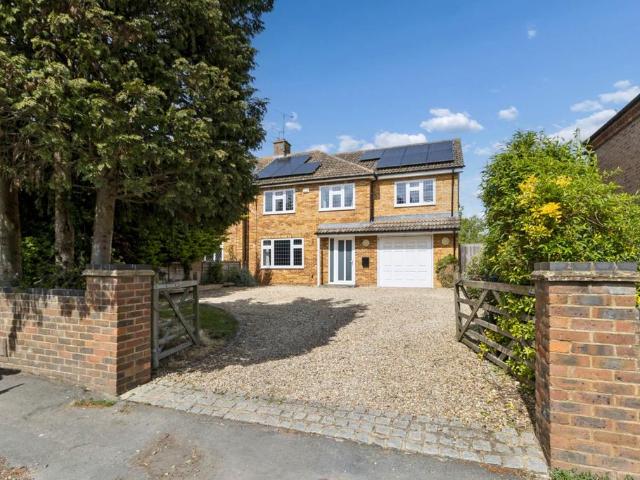 House for sale in Long Marston, Pouchen End