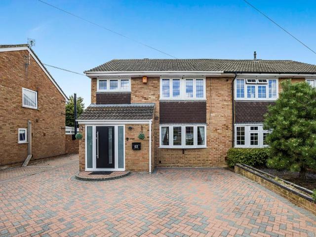 House for sale in Holybrook, Reading