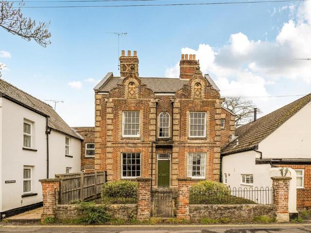 House for sale in Pewsey, Wiltshire