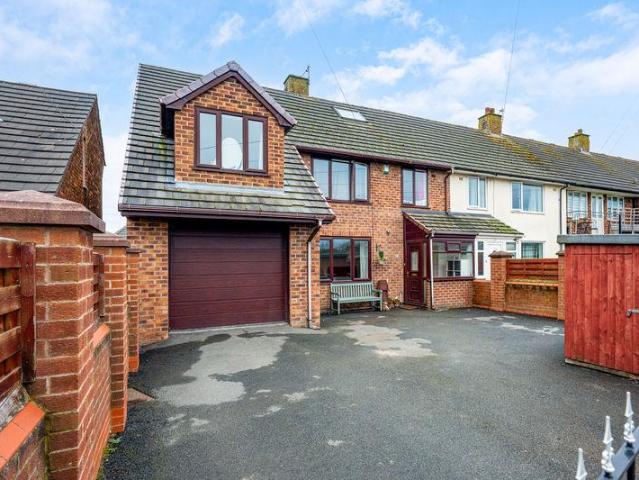 House for sale in Andertons Mill, Lancashire