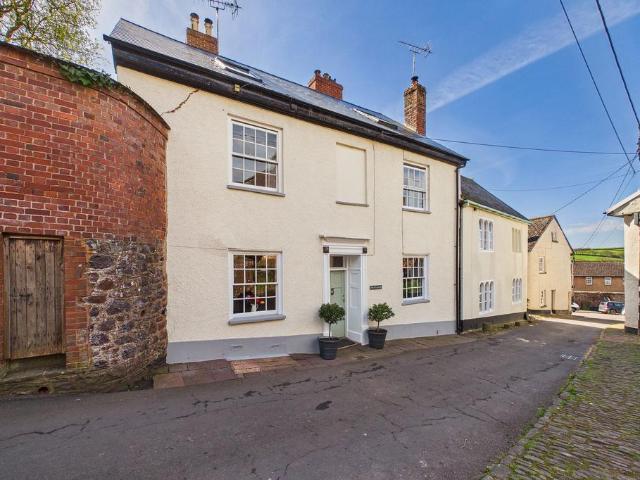 House for sale in Sandford, Newton St Cyres