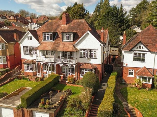 House for sale in Allt-yr-yn, Wales