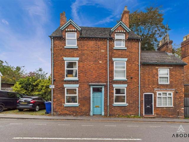 House for sale in The Wharf, Beamhurst