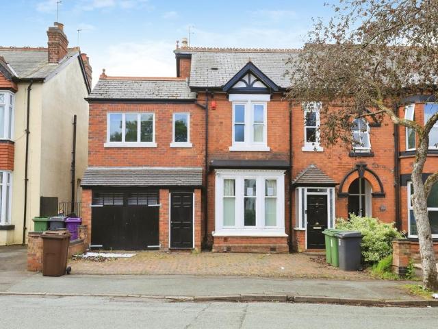 House for sale in Goldthorn Hill, Penn