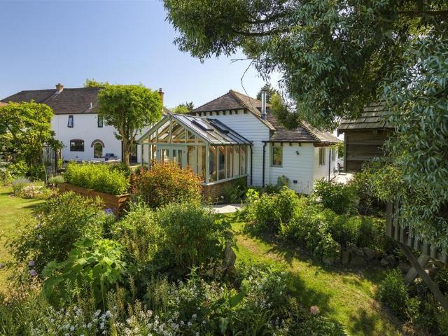 House for sale in Molash, Bridgefield